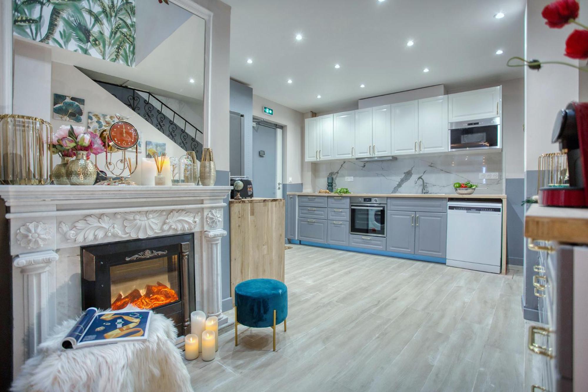 Elegant Triplex In Paris - Ideal For 10 - Aircon Exterior foto